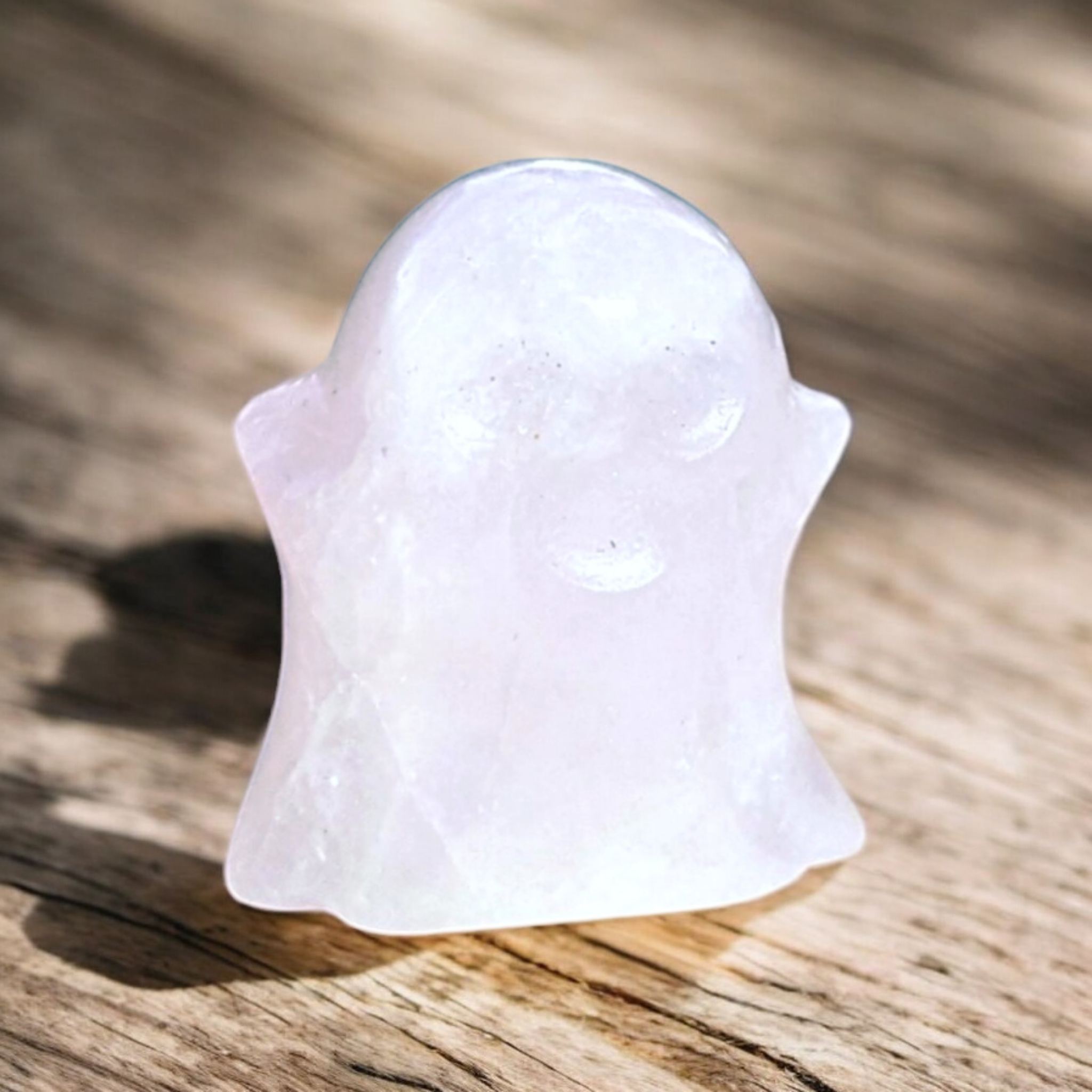 kuumoorid_väeküünal_kristallidega_küünal_sojavahast_eeterlike_õlidega_ehted_kristallid_kaltsiit_pealuu_roosakvarts_labradoriit_kõrvits_kummitus_003